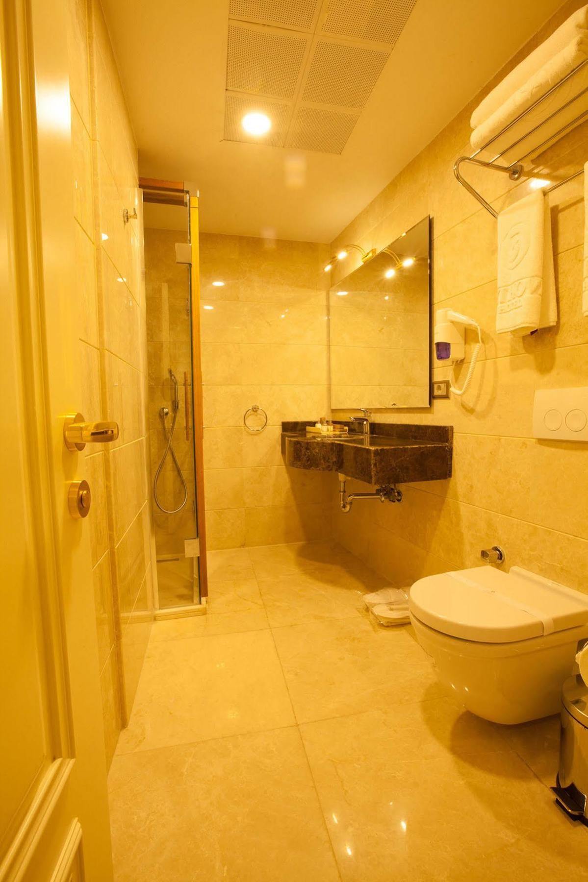Beethoven Hotel - Special Category イスタンブール エクステリア 写真